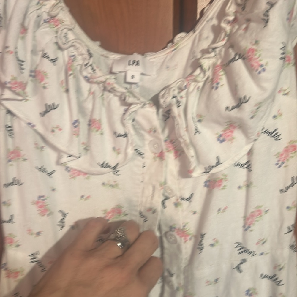 LPA Cream Ruffled Peplum Cap Sleeve Blouse - Picture 2 of 3